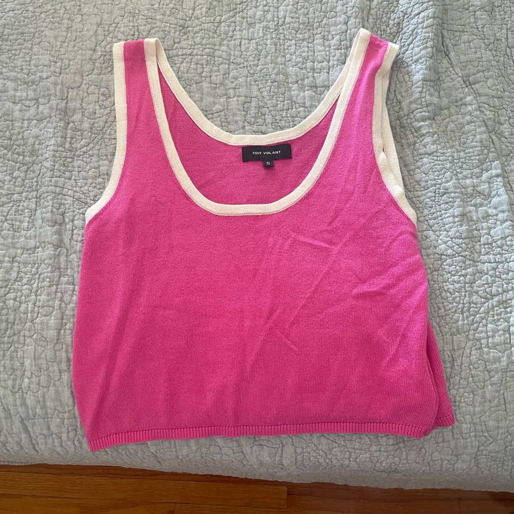 DEACTIVATING IN ONE DAY :) Toit Volant Kaya knit tank top in fuschia